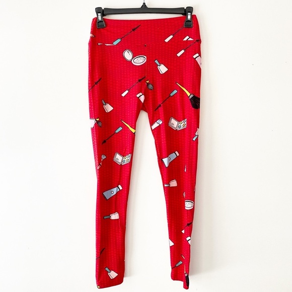 Red Background w Makeup / Cosmetics Graphic Buttery Soft Lularoe Leggings NWOT - Picture 2 of 10